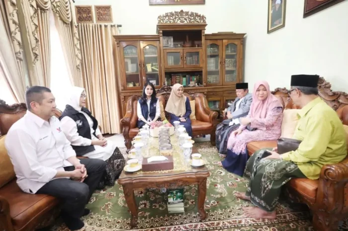 Momen Hary Tanoesoedibjo...