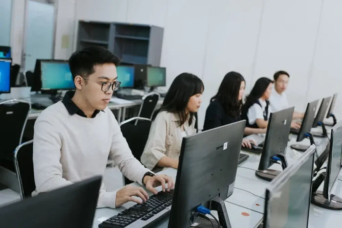 Informatika UNPAR Menjadi...
