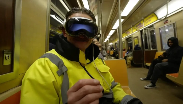 Apple Vision Pro: Viral...