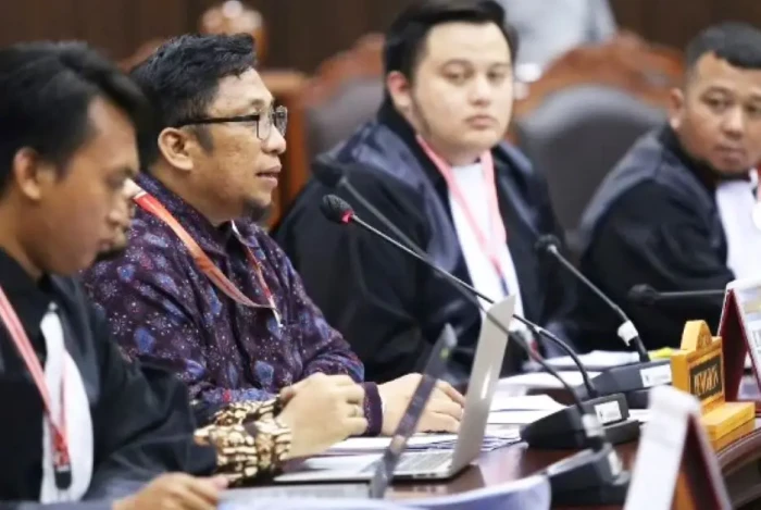 Jika Ingin Gibran Batal...
