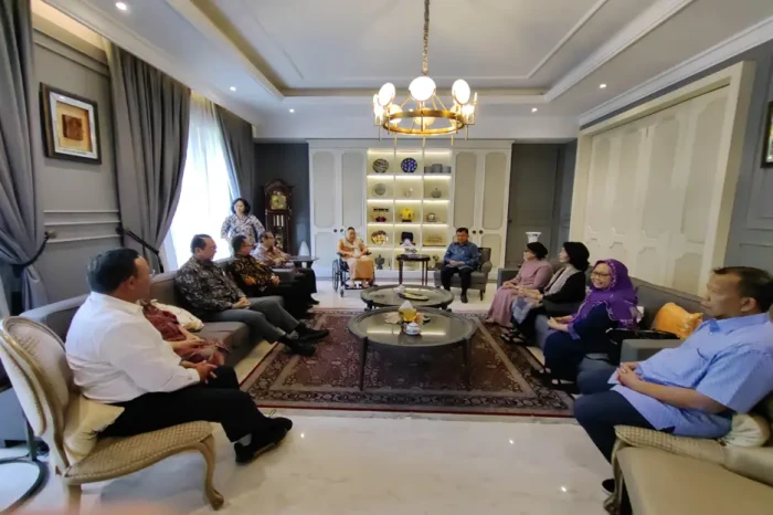 Istri Gus Dur hingga...