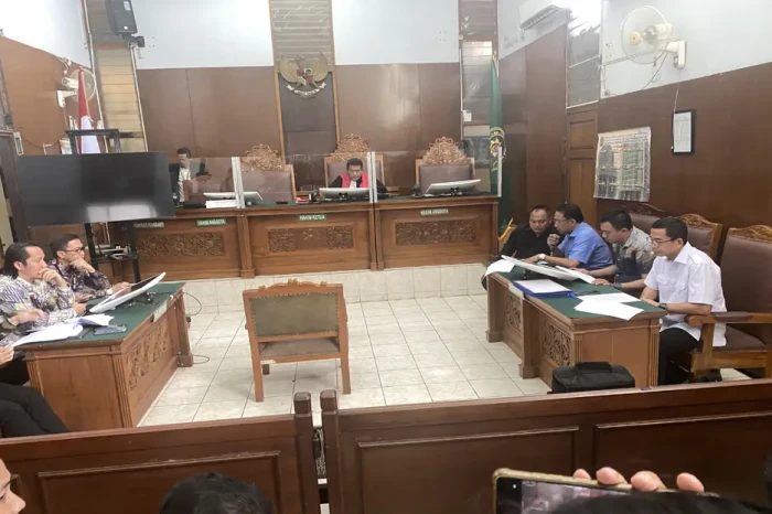 Sidang Praperadilan,...