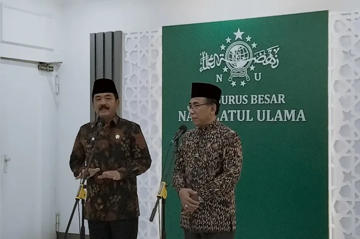 Menko Polhukam Hadi...