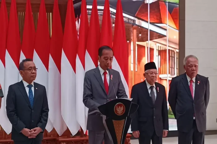 Presiden Jokowi Dijadwalkan...