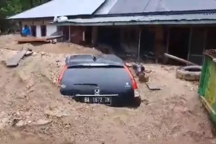 14 Warga Tewas dan 6...