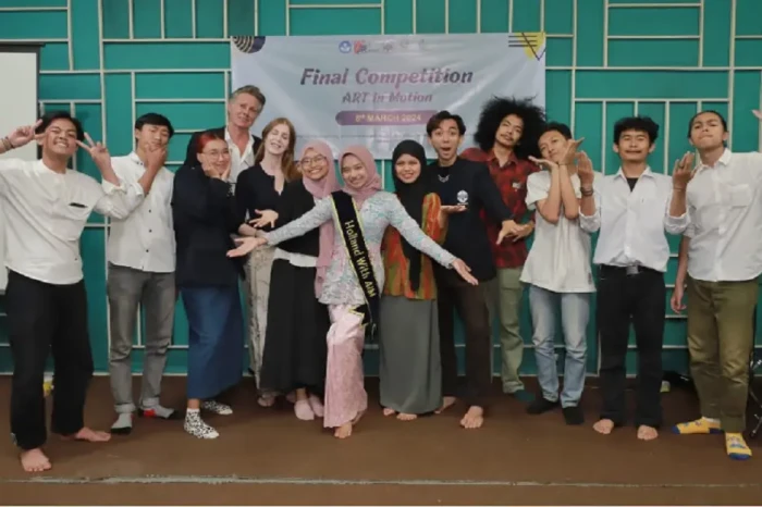 Gelar Pentas Seni, Ducth...
