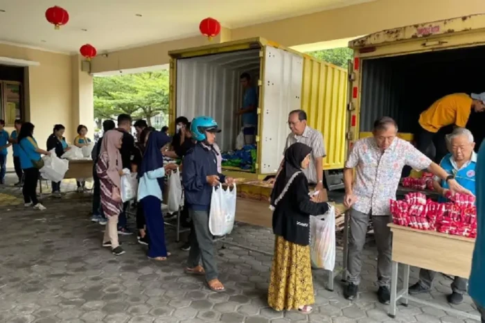 Masyarakat Tionghoa...