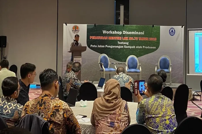 KLHK-ASPADIN Gelar Seminar...