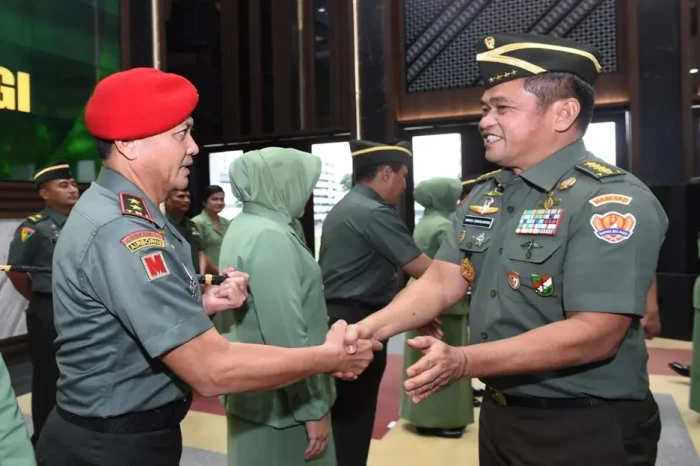 21 Pati TNI AD Naik...