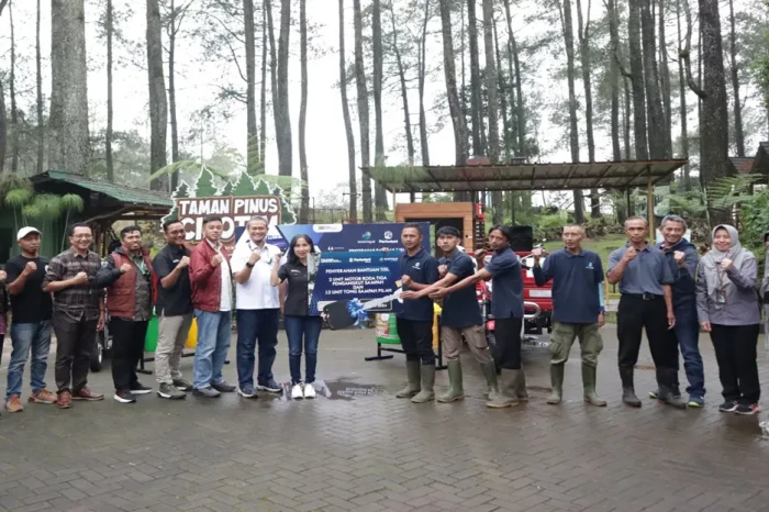 Perhutani Dukung Program...