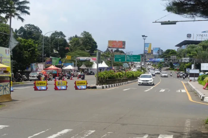 Siang Ini, One Way Diterapkan...