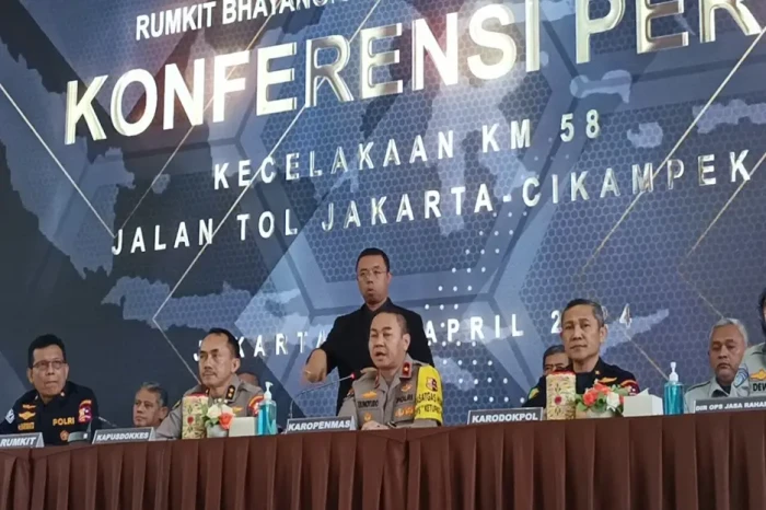 11 Jenazah Kecelakaan...