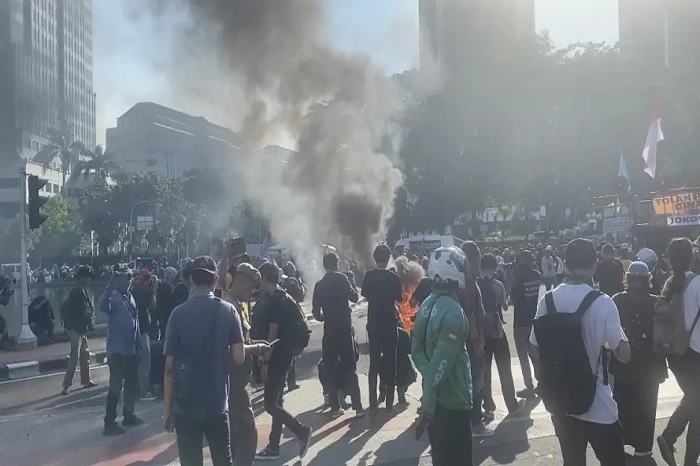 Kawal Sidang Sengketa...