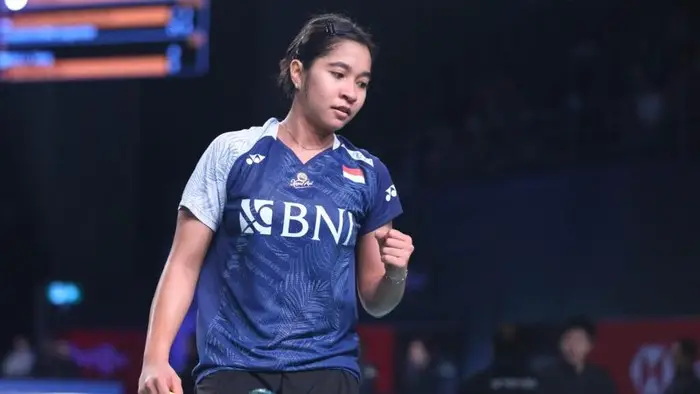 Indonesia Hajar Hong...