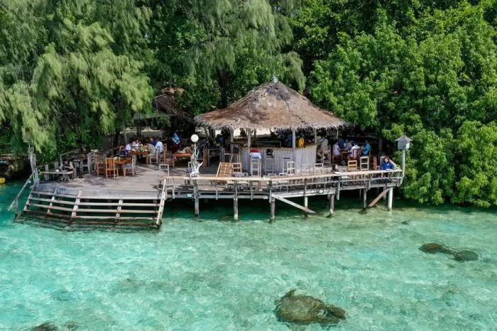5 Resort di Kepulauan...