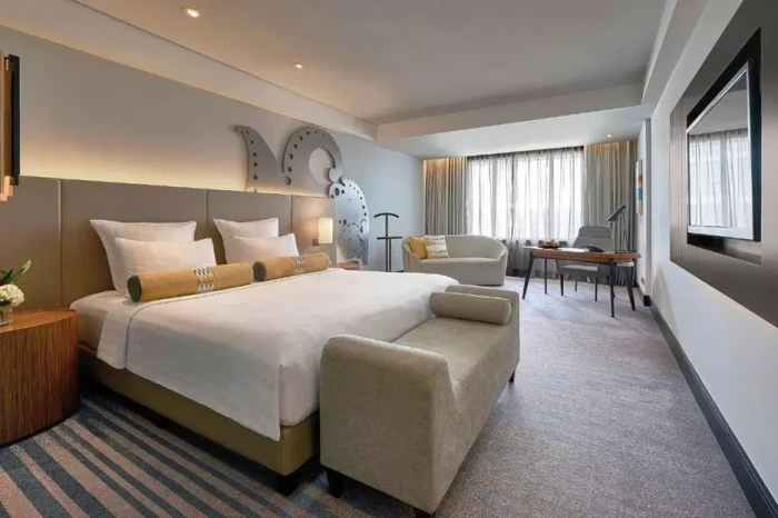 Staycation di Jakarta?...