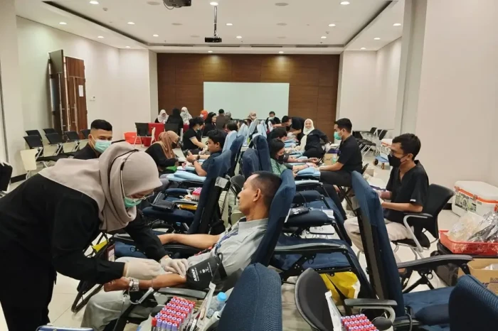Ratusan Karyawan MNC...