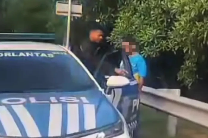 Kecelakaan Beruntun...