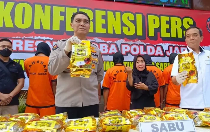 Polisi Bongkar Sindikat...