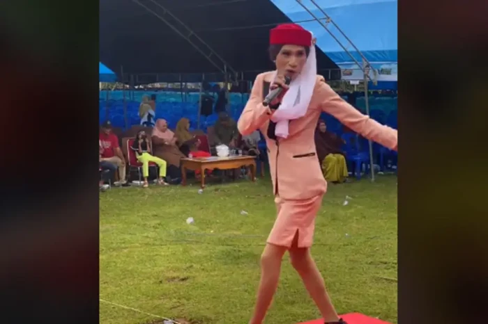 Viral! Pramugari Emirates...