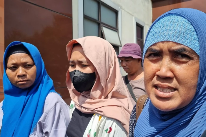Kunjungi Polda Jabar,...