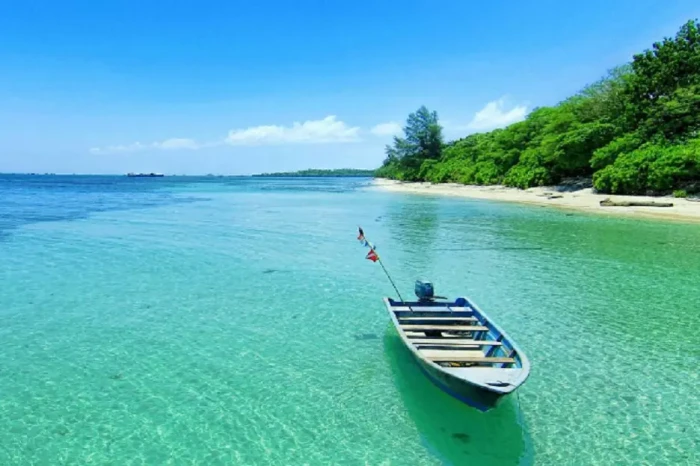 5 Pulau Cantik di Kepulauan...