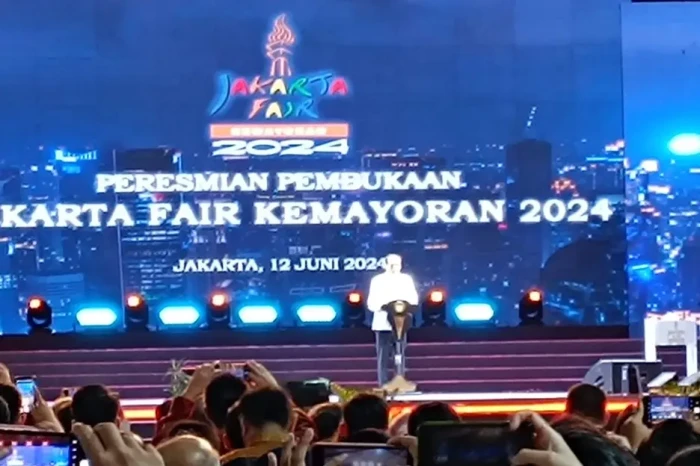 Presiden Jokowi Resmi...