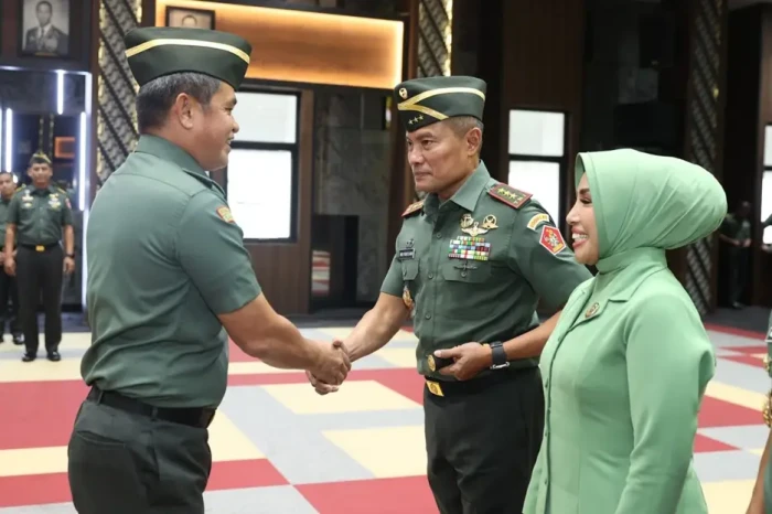 3 Letnan Jenderal Termuda...