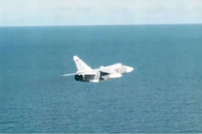 Jet Tempur Su-24 Rusia...