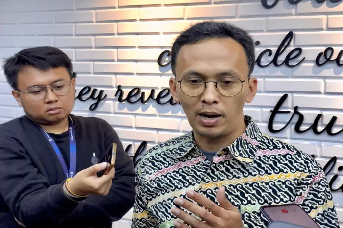 Kemenkominfo Investigasi...