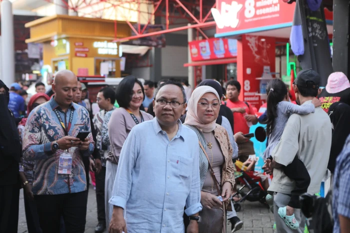 Menteri Ketenagakerjaan...