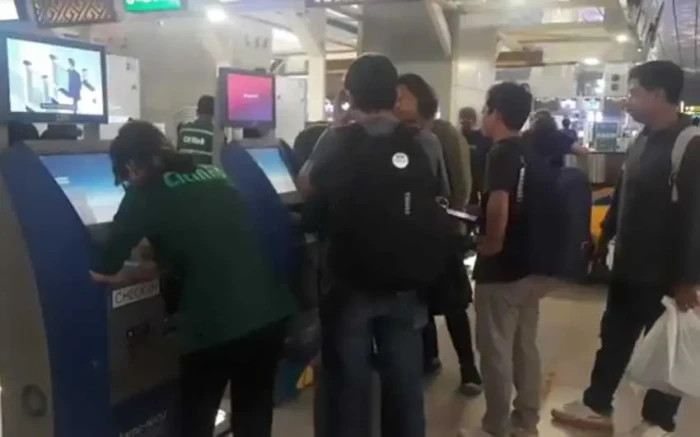 Microsoft Windows 10...