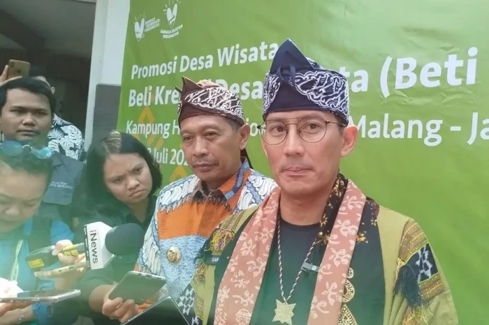 Viral Wisatawan De Djawatan...
