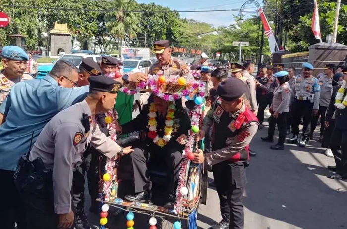 Tradisi Unik di Polrestabes...