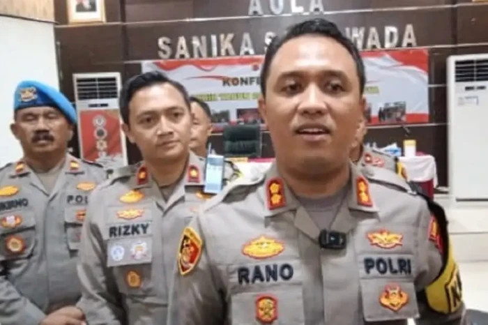 Profil AKBP Rano Hadiyanto,...