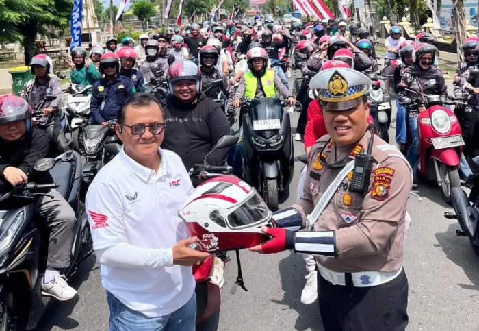 Keren, 2.110 Pemotor...
