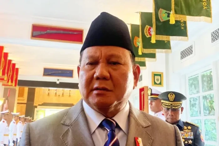 Prabowo: Tak Pantas...
