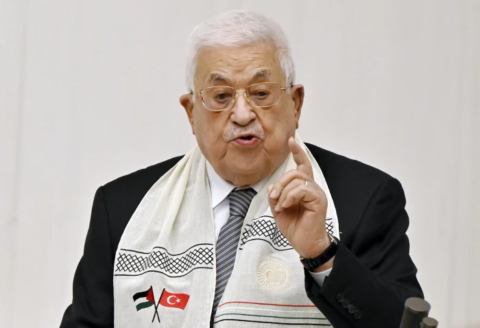 Mahmoud Abbas Ngotot...