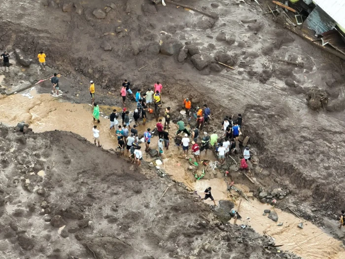 Korban Tewas Banjir...