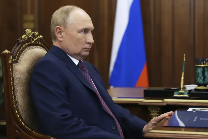 Presiden Putin Ejek...