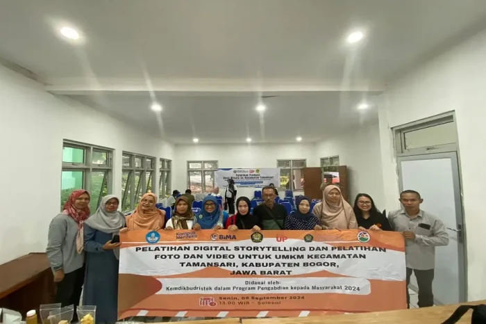 Berdayakan UMKM, Tim...