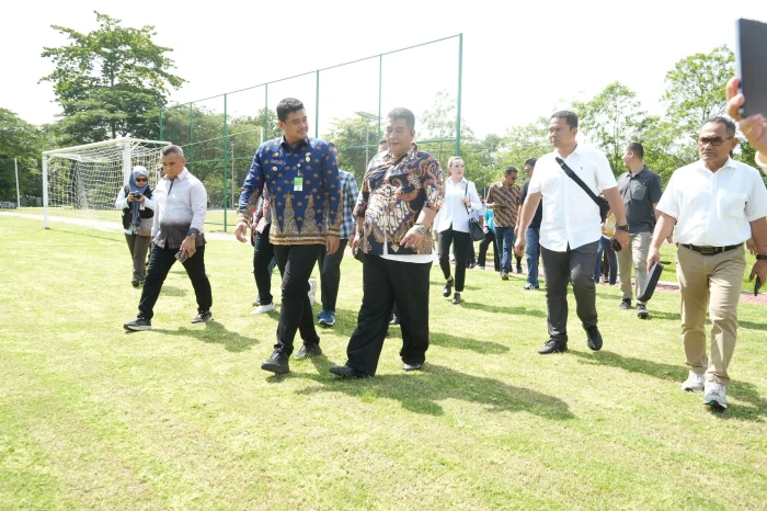 Wali Kota Bobby Nasution...