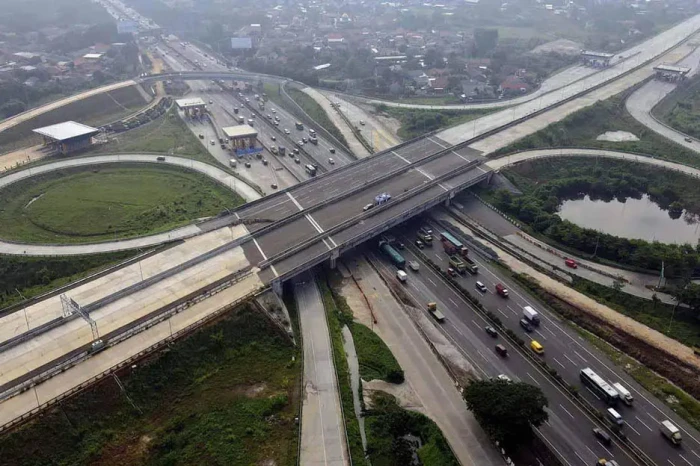 Tarif Jalan Tol Dalam...
