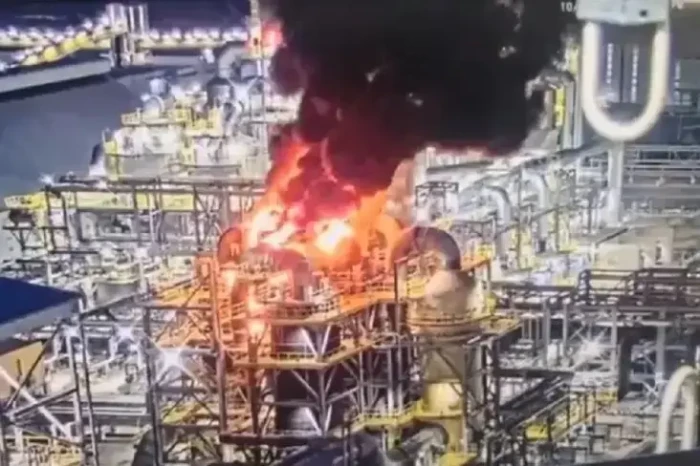 Smelter di Gresik Terbakar,...