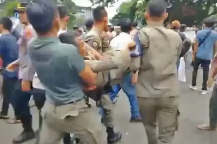 Polisi Diminta Ungkap...