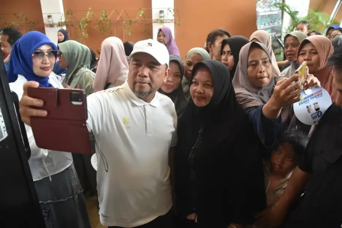 Heri Koswara-Sholihin...