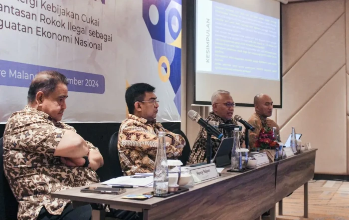 Kebijakan Tarif Cukai...