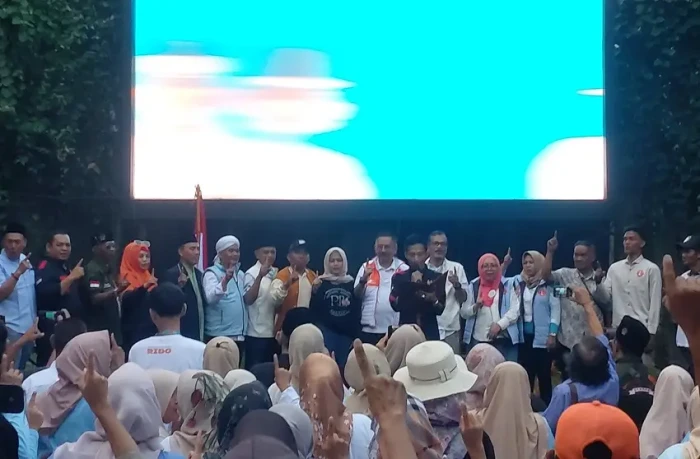 8 Organisasi Relawan...
