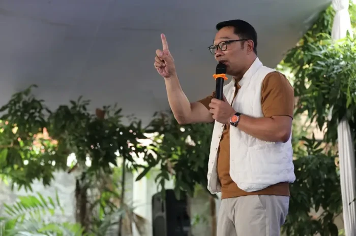 Jurus Ridwan Kamil Atasi...