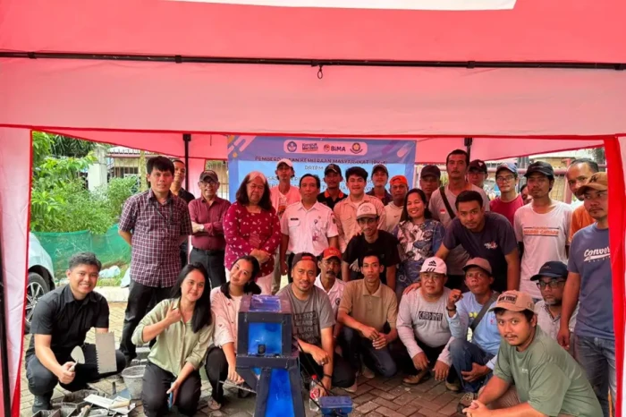 TIM PKM UKI Ajari Warga...